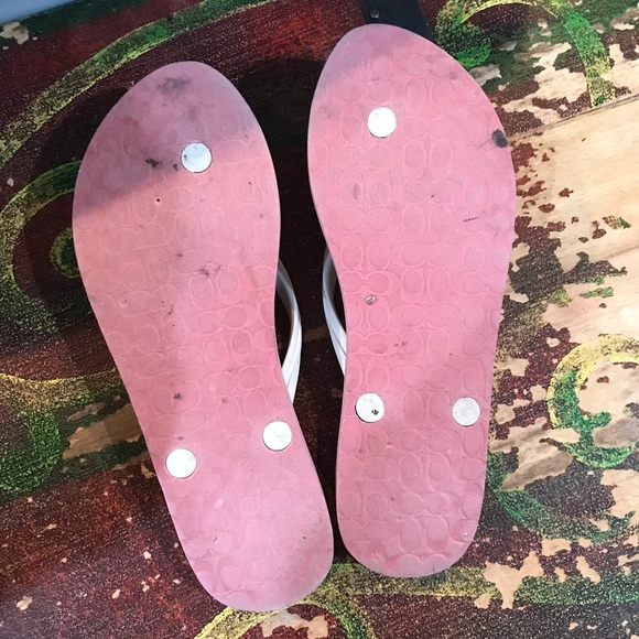 ☀️COACH Flip Flops - Picture 5 of 5